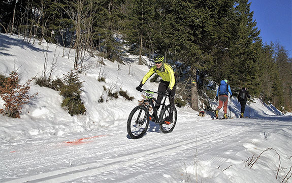 Snow Bike Race