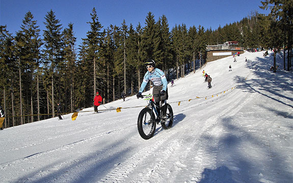 Snow Bike Race